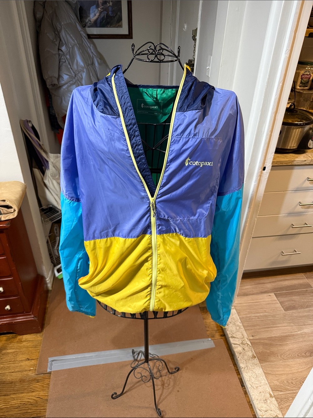 Women’s Cotopaxi Lightweight Jacket XL